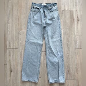 Abercrombie High Rise 90s Relaxed Light Wash Jeans